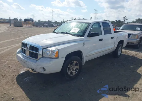 2005 Dodge Dakota Slt z USA, uszkodzony, nr VIN 1D7HE48NX5S237382